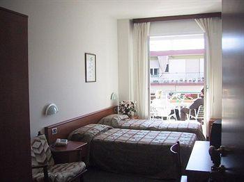 Locazione Turistica Caboto Apartment Arma di Taggia Luaran gambar
