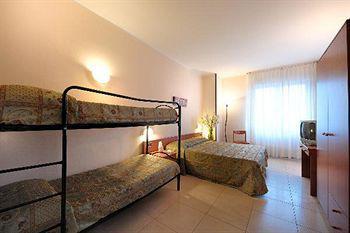 Locazione Turistica Caboto Apartment Arma di Taggia Luaran gambar